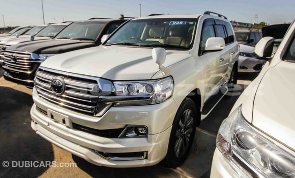 Buy Import Toyota Land Cruiser White Car in Import - Dubai in Andijon Buy Import Toyota Land Cruiser White Car in Import - Dubai in Andijon