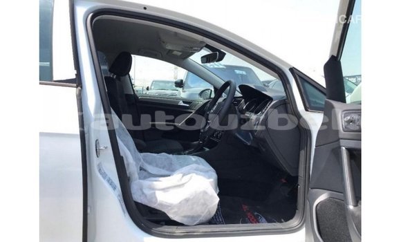Buy Import Volkswagen Golf White Car in Import - Dubai in Andijon Buy Import Volkswagen Golf White Car in Import - Dubai in Andijon