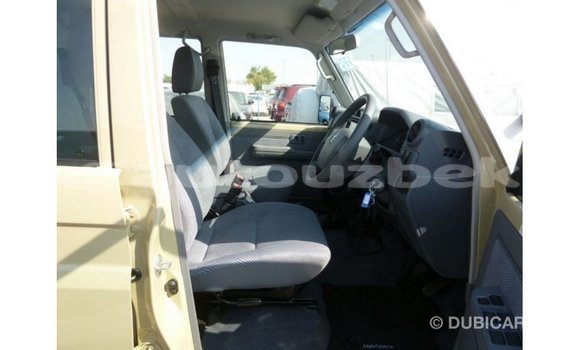 Buy Import Toyota Land Cruiser Beige Car in Import - Dubai in Andijon Buy Import Toyota Land Cruiser Beige Car in Import - Dubai in Andijon