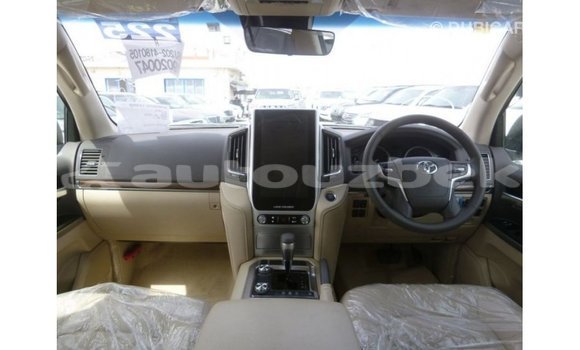 Buy Import Toyota Land Cruiser White Car in Import - Dubai in Andijon Buy Import Toyota Land Cruiser White Car in Import - Dubai in Andijon