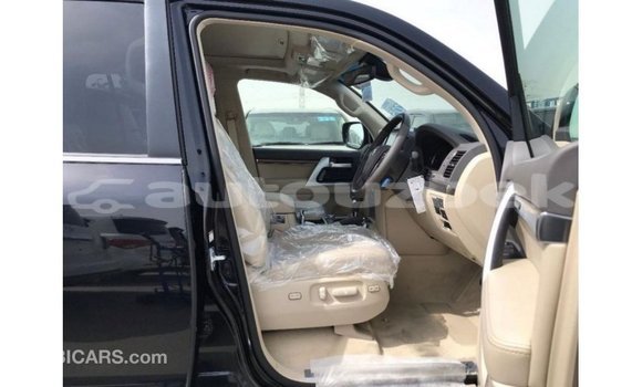 Buy Import Toyota Land Cruiser Black Car in Import - Dubai in Andijon Buy Import Toyota Land Cruiser Black Car in Import - Dubai in Andijon
