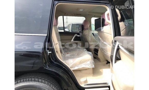 Buy Import Toyota Land Cruiser Black Car in Import - Dubai in Andijon Buy Import Toyota Land Cruiser Black Car in Import - Dubai in Andijon