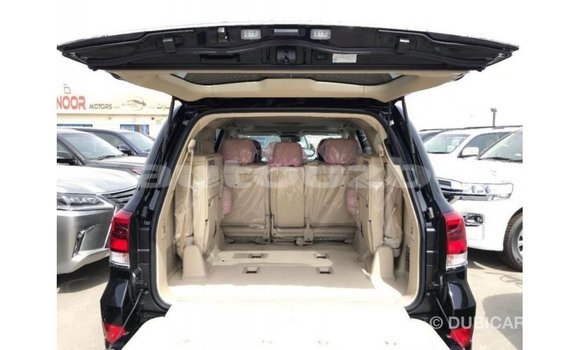 Buy Import Toyota Land Cruiser Black Car in Import - Dubai in Andijon Buy Import Toyota Land Cruiser Black Car in Import - Dubai in Andijon