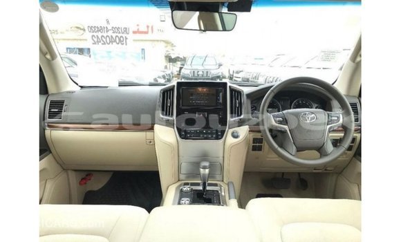 Buy Import Toyota Land Cruiser Other Car in Import - Dubai in Andijon Buy Import Toyota Land Cruiser Other Car in Import - Dubai in Andijon