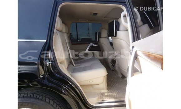 Buy Import Toyota Land Cruiser Black Car in Import - Dubai in Andijon Buy Import Toyota Land Cruiser Black Car in Import - Dubai in Andijon