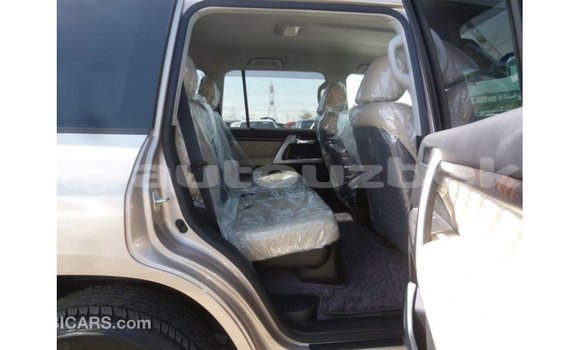 Buy Import Toyota Land Cruiser Other Car in Import - Dubai in Andijon Buy Import Toyota Land Cruiser Other Car in Import - Dubai in Andijon
