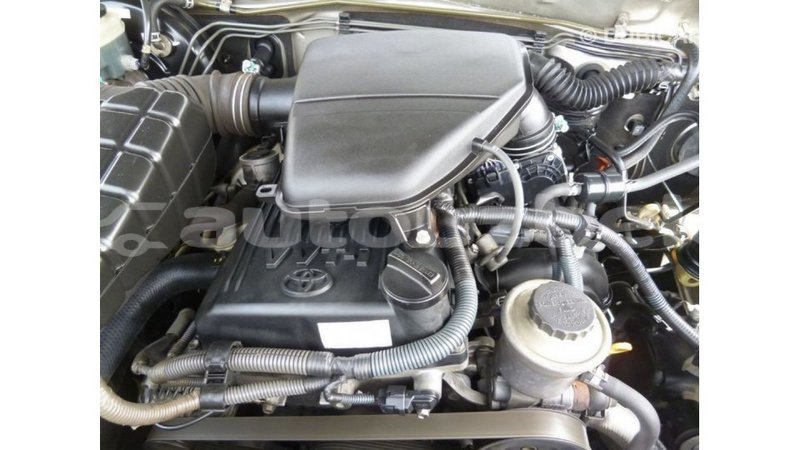 Big with watermark toyota prado andijon import dubai 2343