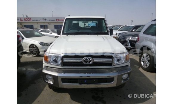Buy Import Toyota Land Cruiser White Car in Import - Dubai in Andijon Buy Import Toyota Land Cruiser White Car in Import - Dubai in Andijon