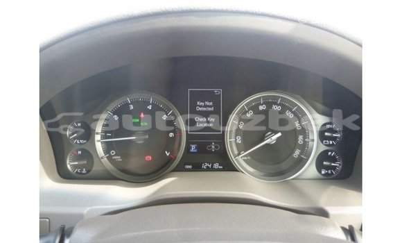Buy Import Toyota Land Cruiser White Car in Import - Dubai in Andijon Buy Import Toyota Land Cruiser White Car in Import - Dubai in Andijon