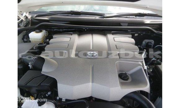Buy Import Toyota Land Cruiser White Car in Import - Dubai in Andijon Buy Import Toyota Land Cruiser White Car in Import - Dubai in Andijon