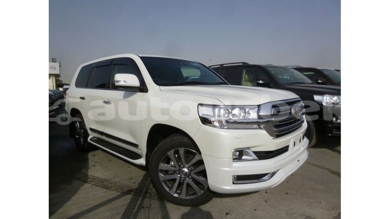 Big with watermark toyota land cruiser andijon import dubai 2350
