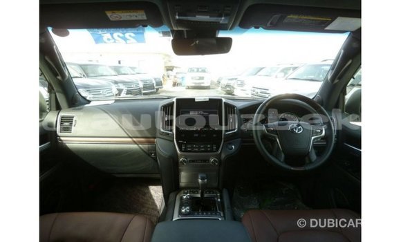Buy Import Toyota Land Cruiser White Car in Import - Dubai in Andijon Buy Import Toyota Land Cruiser White Car in Import - Dubai in Andijon