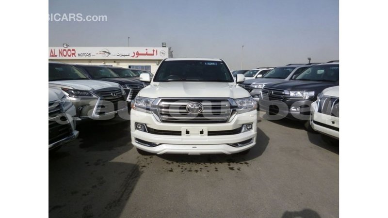 Big with watermark toyota land cruiser andijon import dubai 2350