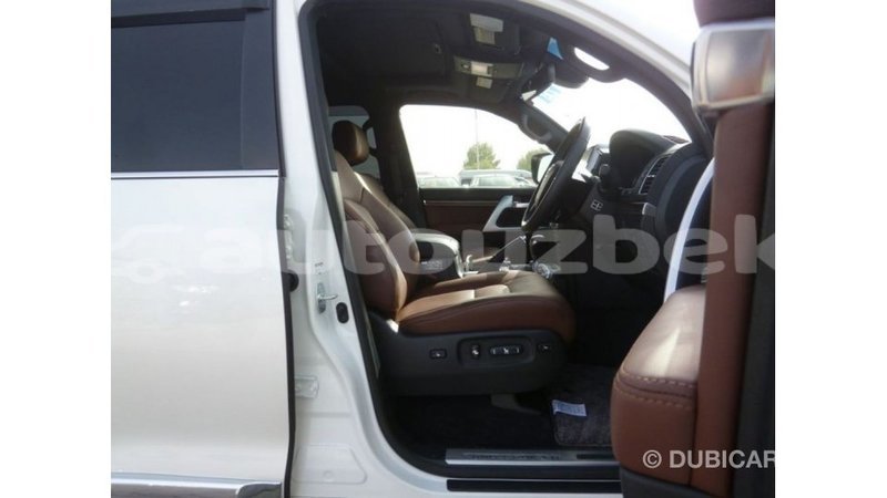Big with watermark toyota land cruiser andijon import dubai 2350
