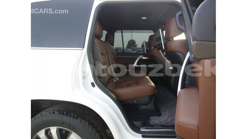 Big with watermark toyota land cruiser andijon import dubai 2350