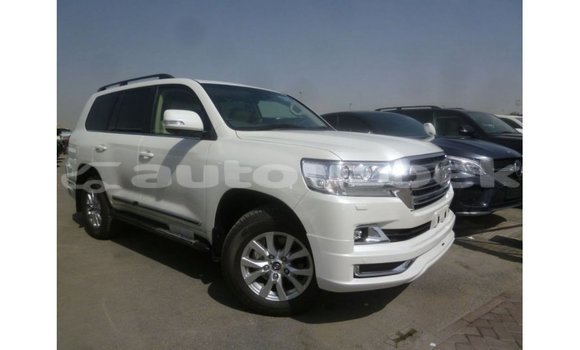 Buy Import Toyota Land Cruiser White Car in Import - Dubai in Andijon Buy Import Toyota Land Cruiser White Car in Import - Dubai in Andijon