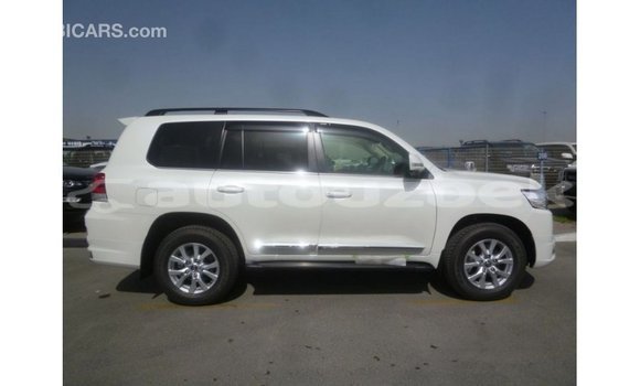 Buy Import Toyota Land Cruiser White Car in Import - Dubai in Andijon Buy Import Toyota Land Cruiser White Car in Import - Dubai in Andijon