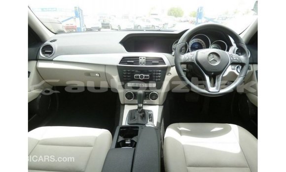 Buy Import Mercedes-Benz 190 Black Car in Import - Dubai in Andijon Buy Import Mercedes-Benz 190 Black Car in Import - Dubai in Andijon