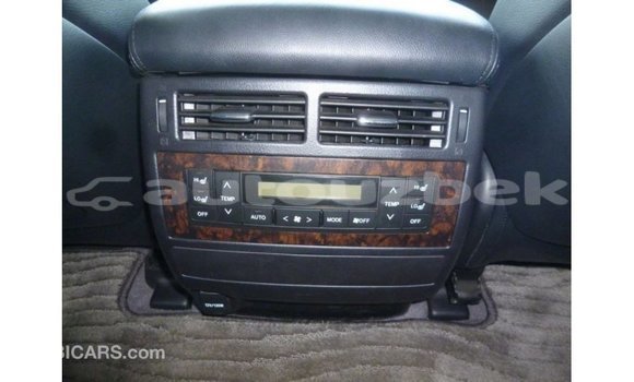 Buy Import Toyota Land Cruiser White Car in Import - Dubai in Andijon Buy Import Toyota Land Cruiser White Car in Import - Dubai in Andijon