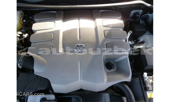 Buy Import Toyota Land Cruiser White Car in Import - Dubai in Andijon Buy Import Toyota Land Cruiser White Car in Import - Dubai in Andijon