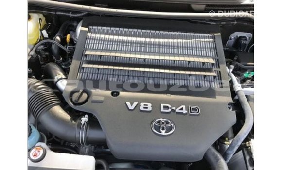 Buy Import Toyota Land Cruiser White Car in Import - Dubai in Andijon Buy Import Toyota Land Cruiser White Car in Import - Dubai in Andijon