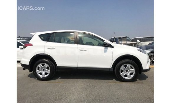 Buy Import Toyota 4Runner White Car in Import - Dubai in Andijon Buy Import Toyota 4Runner White Car in Import - Dubai in Andijon