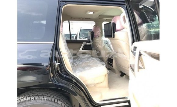 Buy Import Toyota Land Cruiser Black Car in Import - Dubai in Andijon Buy Import Toyota Land Cruiser Black Car in Import - Dubai in Andijon