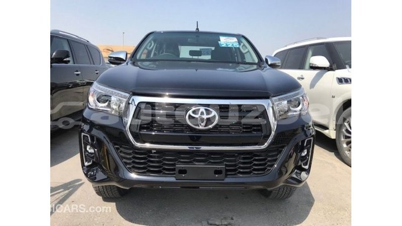 Big with watermark toyota hilux andijon import dubai 2380