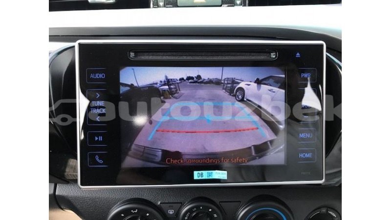 Big with watermark toyota hilux andijon import dubai 2380