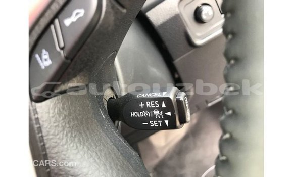 Buy Import Toyota Prado White Car in Import - Dubai in Andijon Buy Import Toyota Prado White Car in Import - Dubai in Andijon