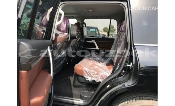 Buy Import Toyota Land Cruiser Black Car in Import - Dubai in Andijon Buy Import Toyota Land Cruiser Black Car in Import - Dubai in Andijon