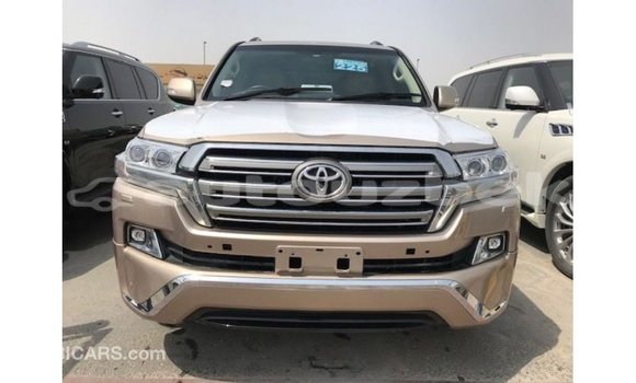 Buy Import Toyota Land Cruiser Other Car in Import - Dubai in Andijon Buy Import Toyota Land Cruiser Other Car in Import - Dubai in Andijon