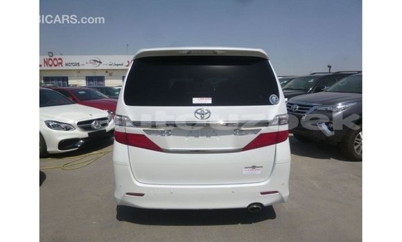 Buy Import Toyota Vellfire White Car in Import - Dubai in Andijon Buy Import Toyota Vellfire White Car in Import - Dubai in Andijon