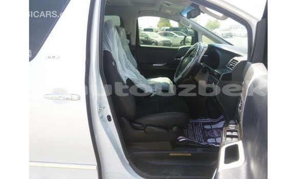Buy Import Toyota Vellfire White Car in Import - Dubai in Andijon Buy Import Toyota Vellfire White Car in Import - Dubai in Andijon