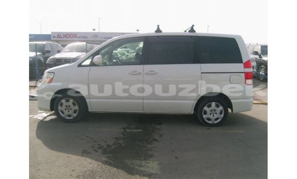 Buy Import Toyota Noah White Car in Import - Dubai in Andijon Buy Import Toyota Noah White Car in Import - Dubai in Andijon