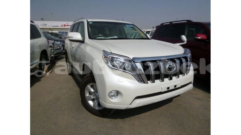 Big with watermark toyota prado andijon import dubai 2394