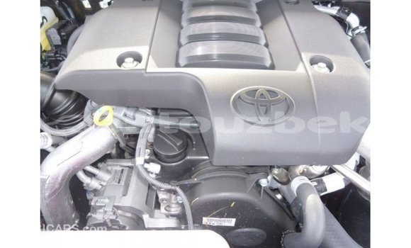 Buy Import Toyota Prado White Car in Import - Dubai in Andijon Buy Import Toyota Prado White Car in Import - Dubai in Andijon