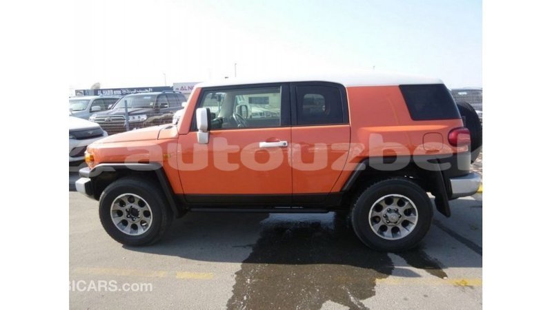 Big with watermark toyota fj cruiser andijon import dubai 2418