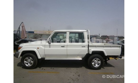 Buy Import Toyota Land Cruiser White Car in Import - Dubai in Andijon Buy Import Toyota Land Cruiser White Car in Import - Dubai in Andijon
