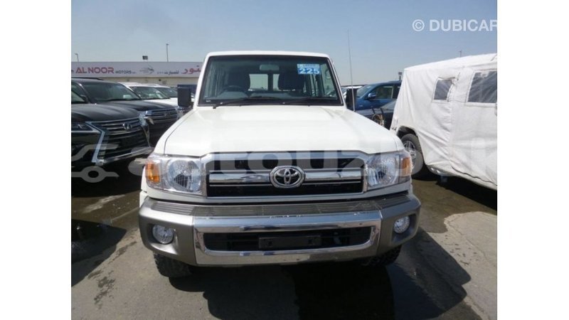 Big with watermark toyota land cruiser andijon import dubai 2420