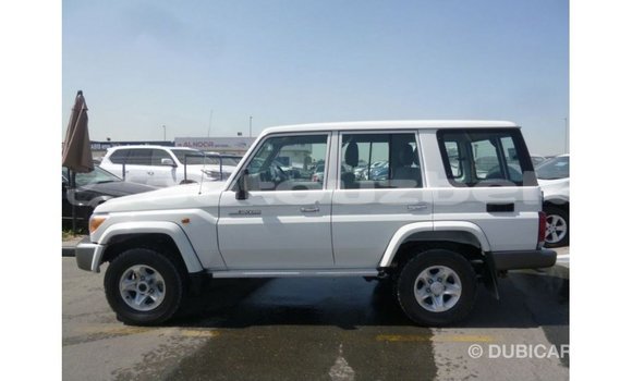 Buy Import Toyota Land Cruiser White Car in Import - Dubai in Andijon Buy Import Toyota Land Cruiser White Car in Import - Dubai in Andijon