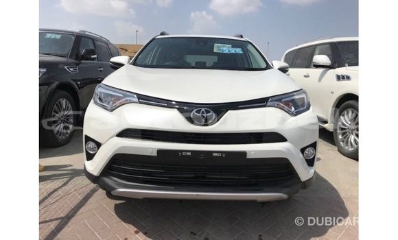 Buy Import Toyota 4Runner White Car in Import - Dubai in Andijon Buy Import Toyota 4Runner White Car in Import - Dubai in Andijon