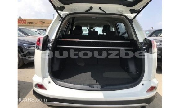 Buy Import Toyota 4Runner White Car in Import - Dubai in Andijon Buy Import Toyota 4Runner White Car in Import - Dubai in Andijon
