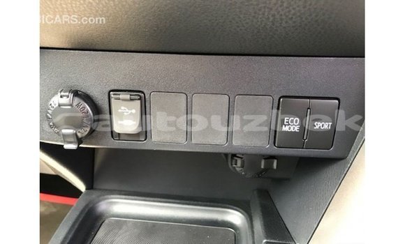 Buy Import Toyota 4Runner White Car in Import - Dubai in Andijon Buy Import Toyota 4Runner White Car in Import - Dubai in Andijon