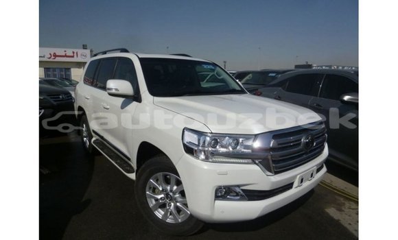 Buy Import Toyota Land Cruiser White Car in Import - Dubai in Andijon Buy Import Toyota Land Cruiser White Car in Import - Dubai in Andijon