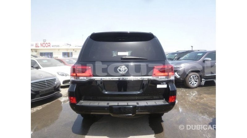 Big with watermark toyota land cruiser andijon import dubai 2445