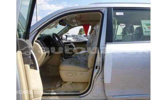 Buy Import Toyota Land Cruiser Other Car in Import - Dubai in Andijon Buy Import Toyota Land Cruiser Other Car in Import - Dubai in Andijon