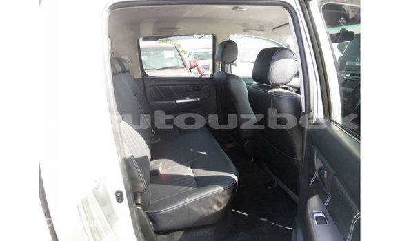 Buy Import Toyota Hilux Other Car in Import - Dubai in Andijon Buy Import Toyota Hilux Other Car in Import - Dubai in Andijon