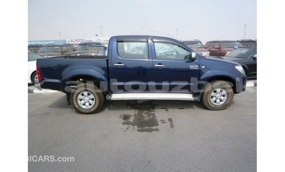 Buy Import Toyota Hilux Blue Car in Import - Dubai in Andijon Buy Import Toyota Hilux Blue Car in Import - Dubai in Andijon