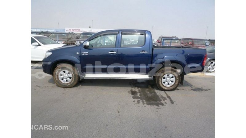 Big with watermark toyota hilux andijon import dubai 2448